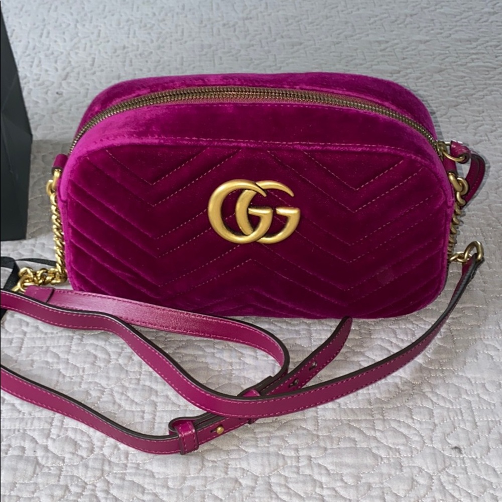 Brand New Authentic Gucci Marmont Fuchsia Velvet
